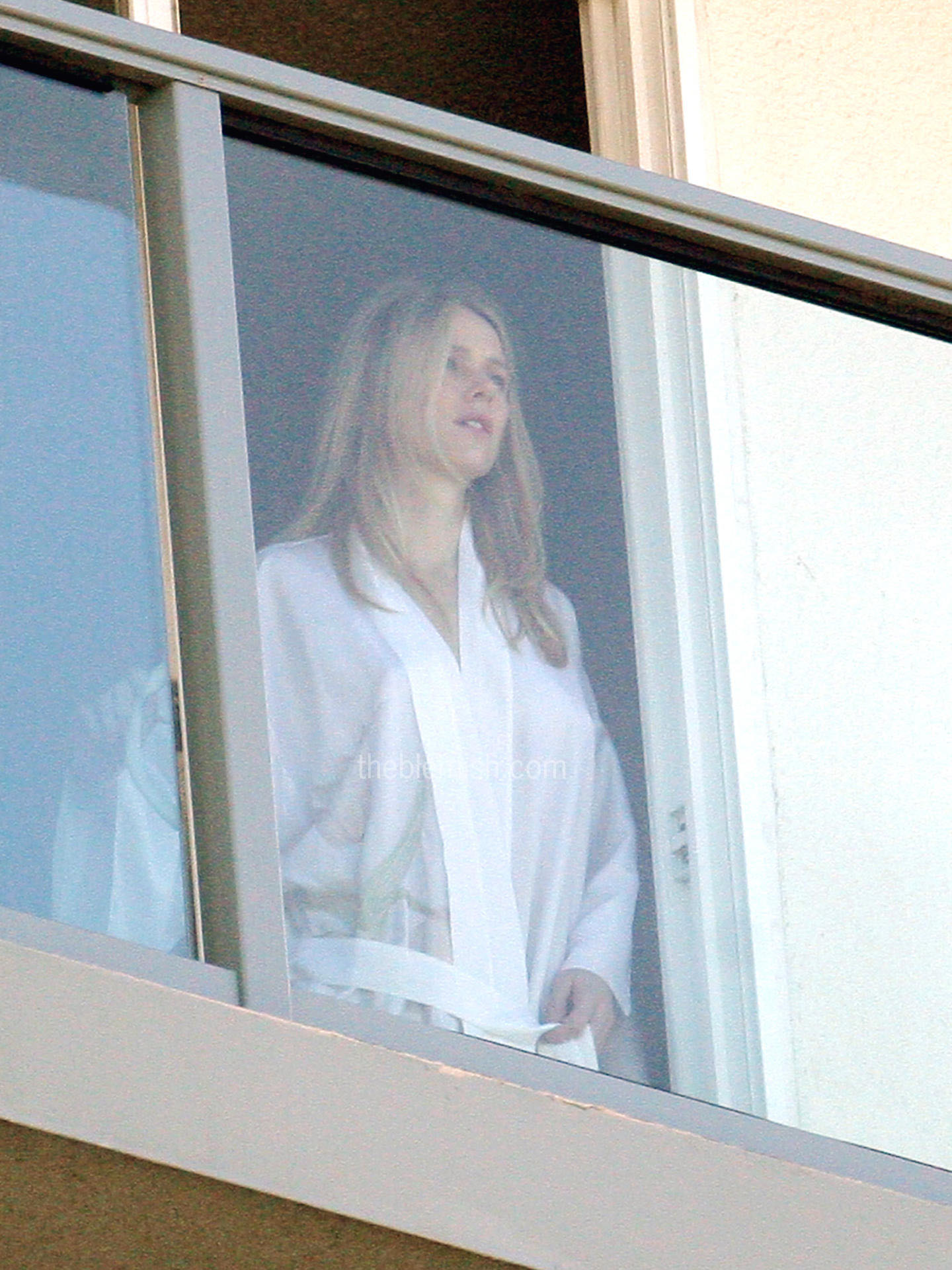 Naomi Watts Naked On A Balcony 36