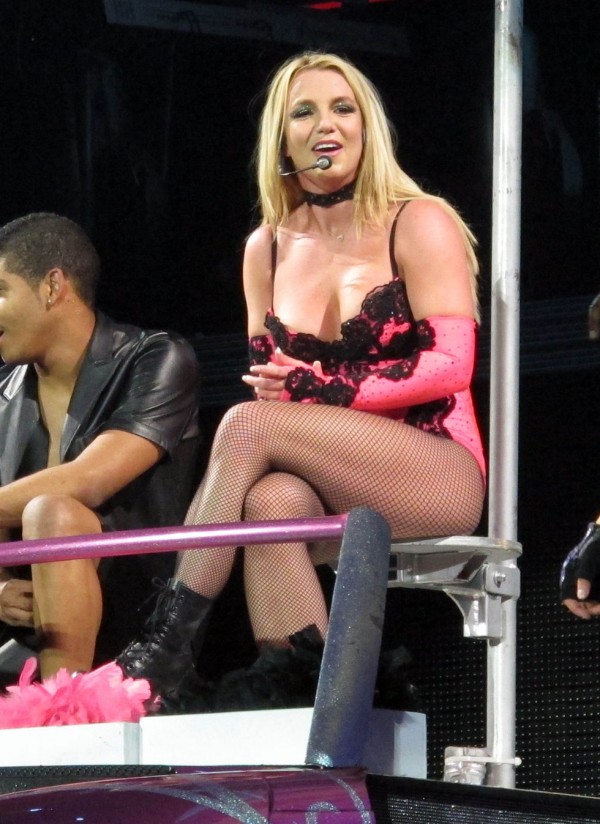 Britney Spears Brings Femme Fatale To London