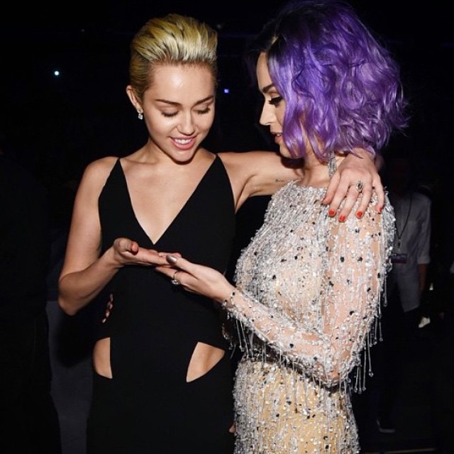 Katy Perry Miley Cyrus Boob Grab