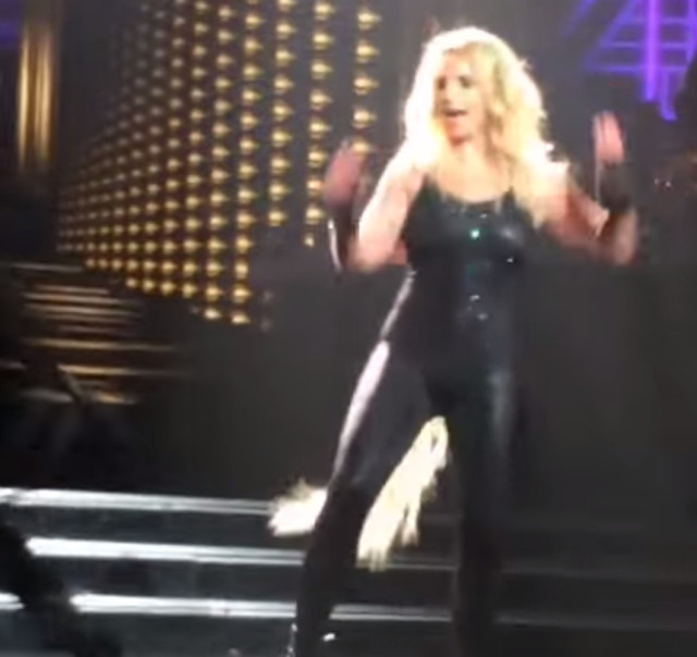 Britney Spears Vagina Falls Out Cucumber Asshole