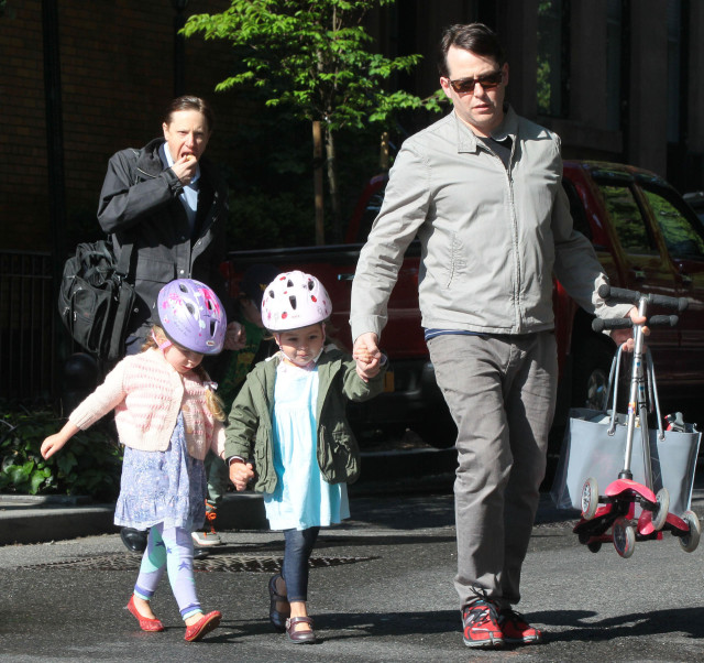 Matthew Broderick Takes The Kids To School | 144220 | Photos | The Blemish
